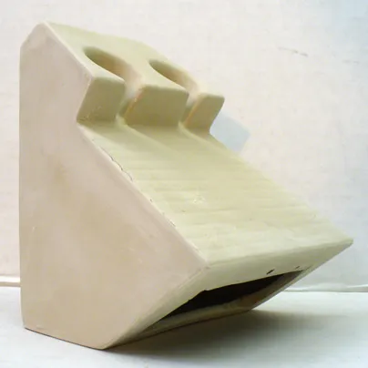 Glaze melt flow tester after casting