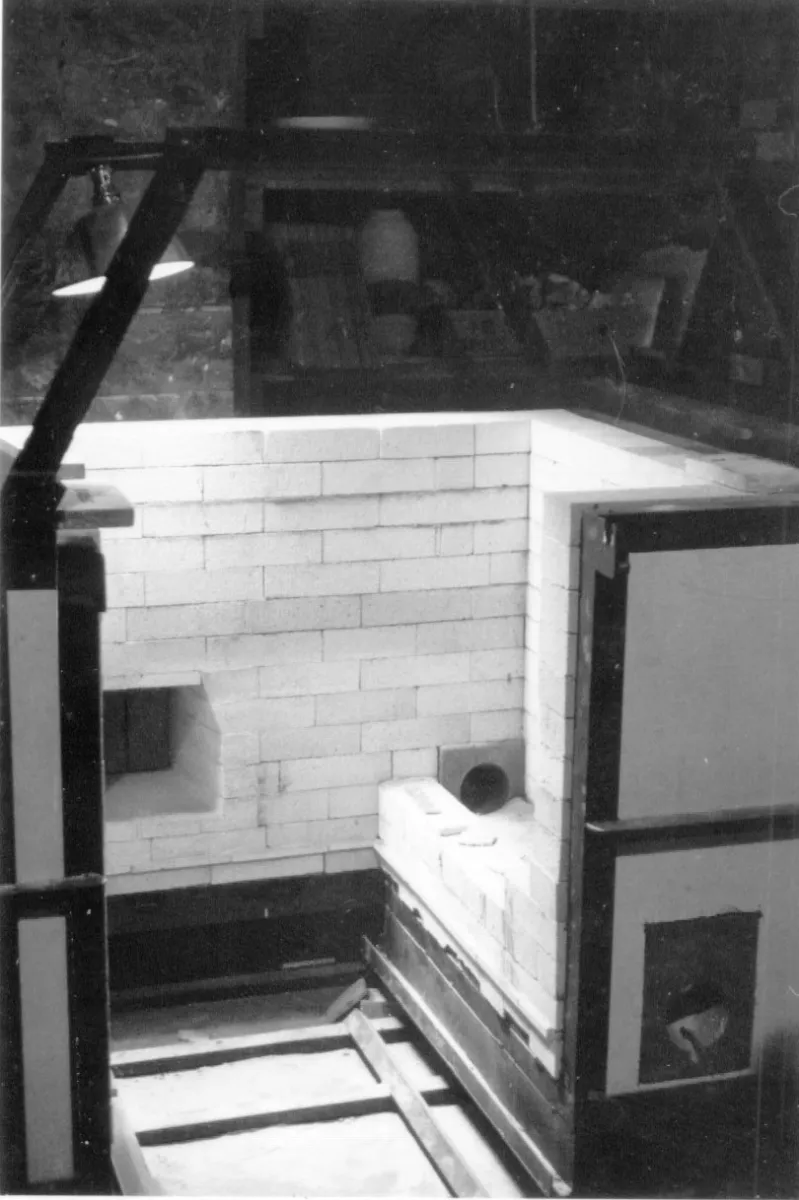 Lindoe gas kiln - Walls complete, ready for roof