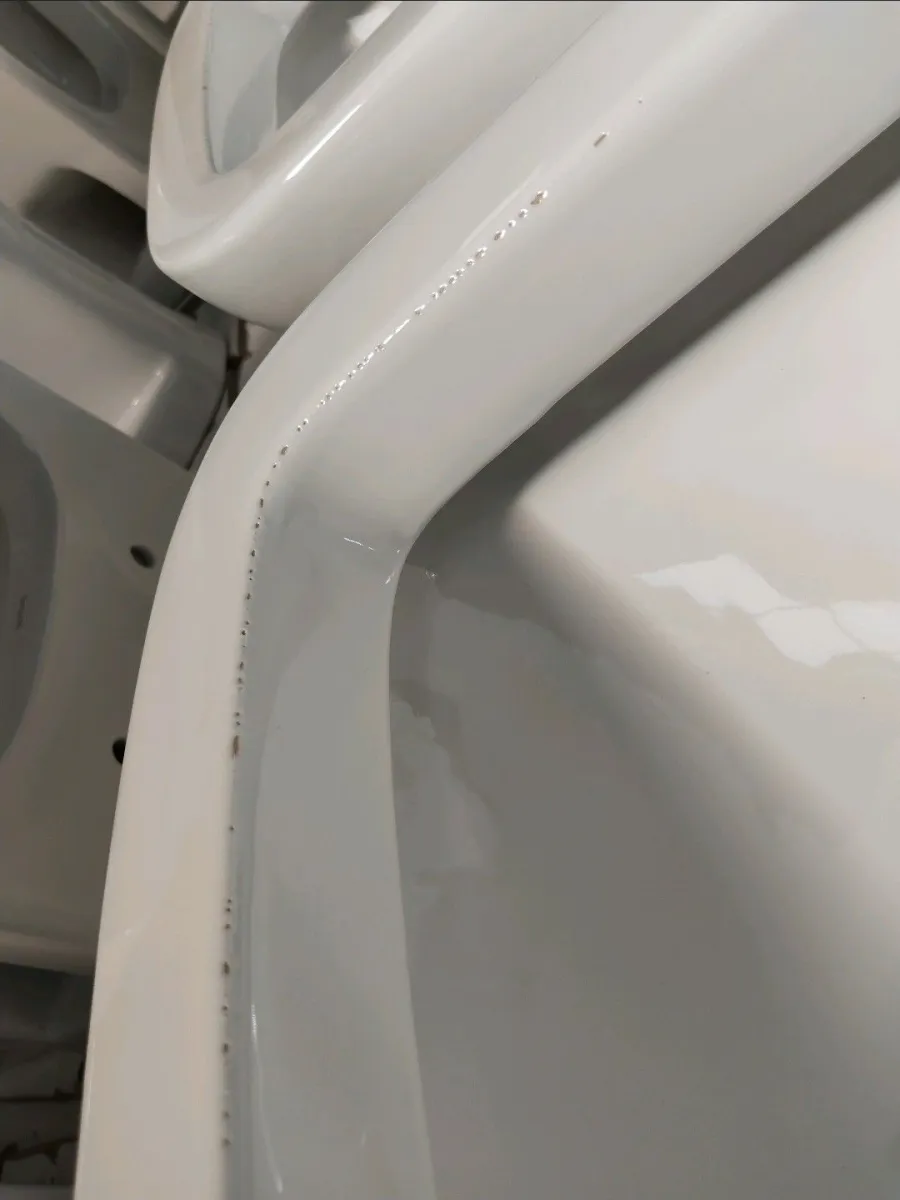 crawling glaze on sanitaryware