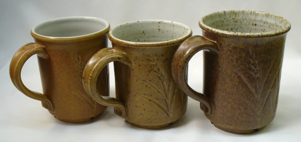 Ravenscrag GR10-J Cone 10R Bamboo glaze variation
