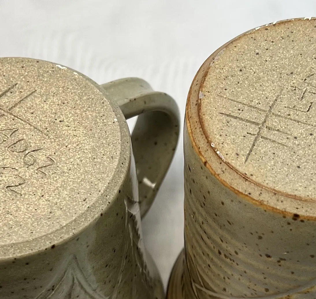 Tiny barium addition to a buff stoneware transforms it