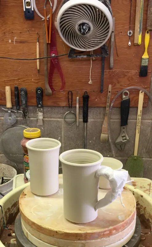 Three squares of toilet paper the secret to drying a mug in an hour