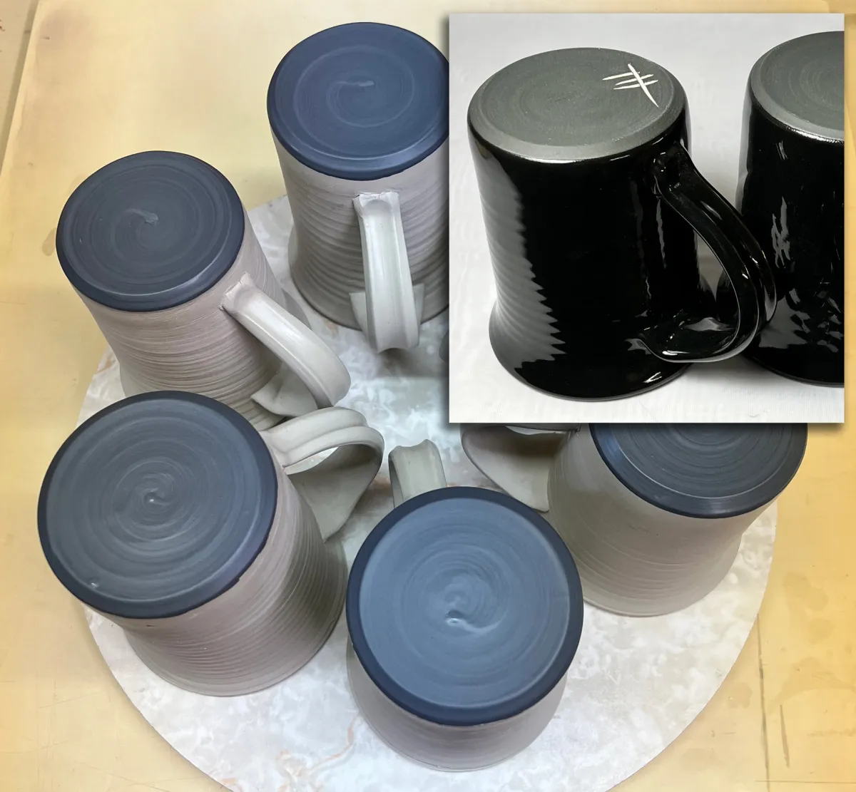Mugs with black engobed bases