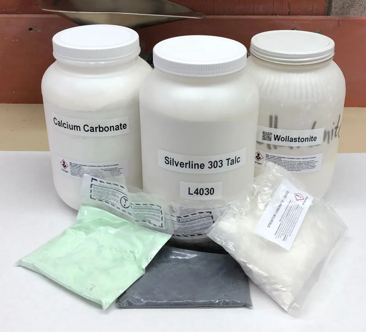 Do ceramic material powders go bad?