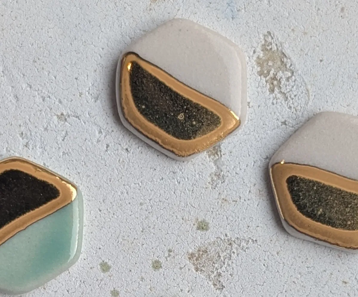 Gold lustre not working. What could the problem be?