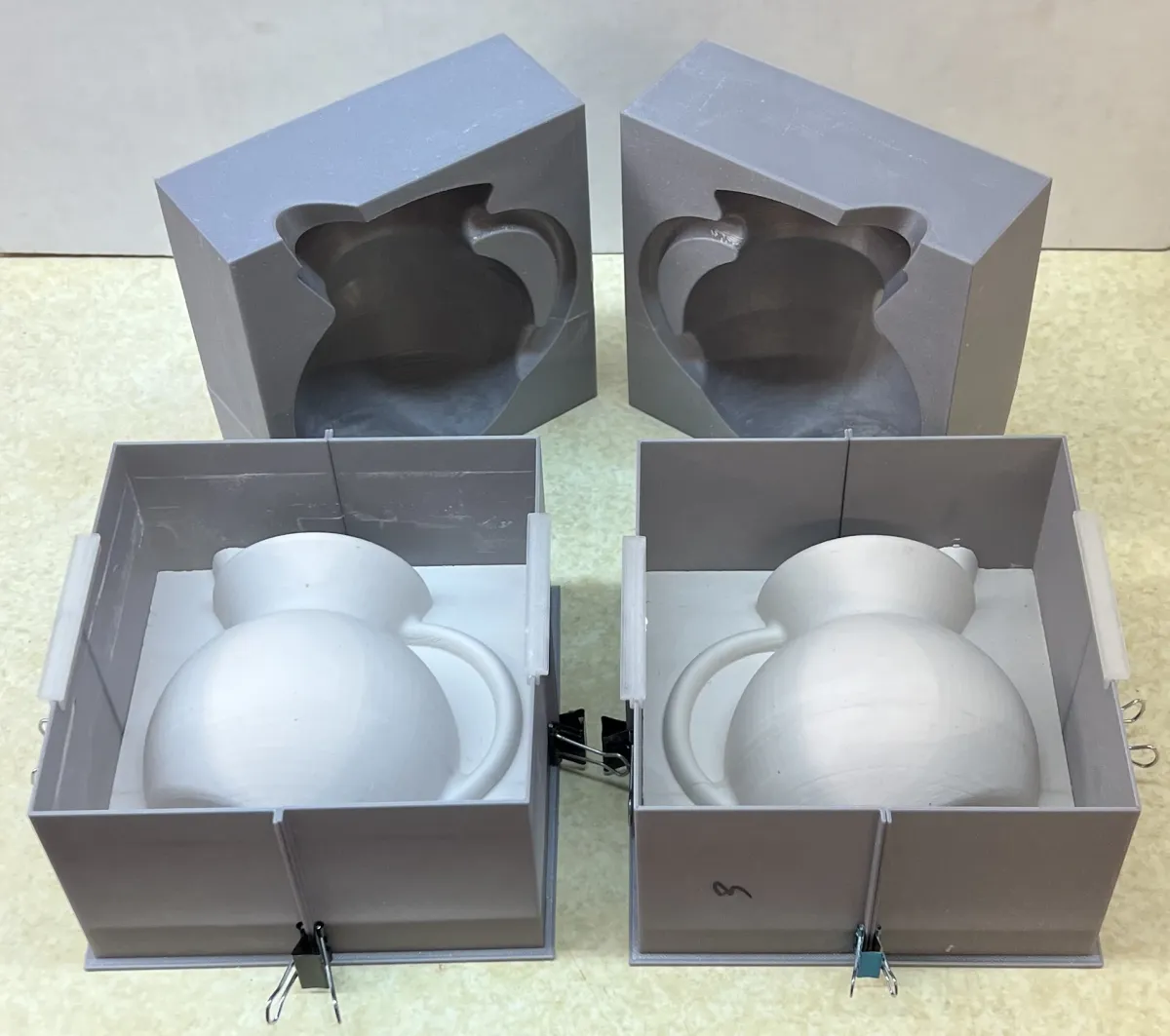 Medalta ball pitcher block molds